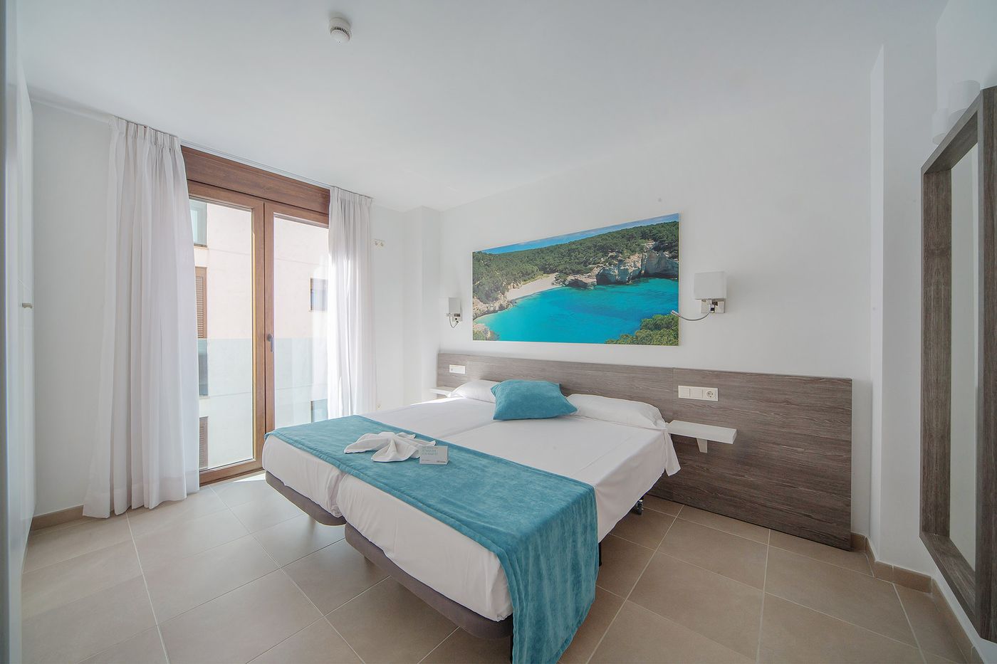 Caprice-Skyline-Aparthotel-Room-22