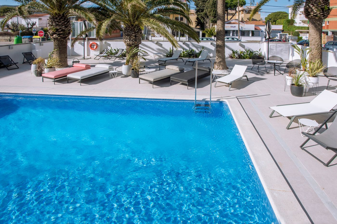 Bel-Air-Hotel-Pool-4