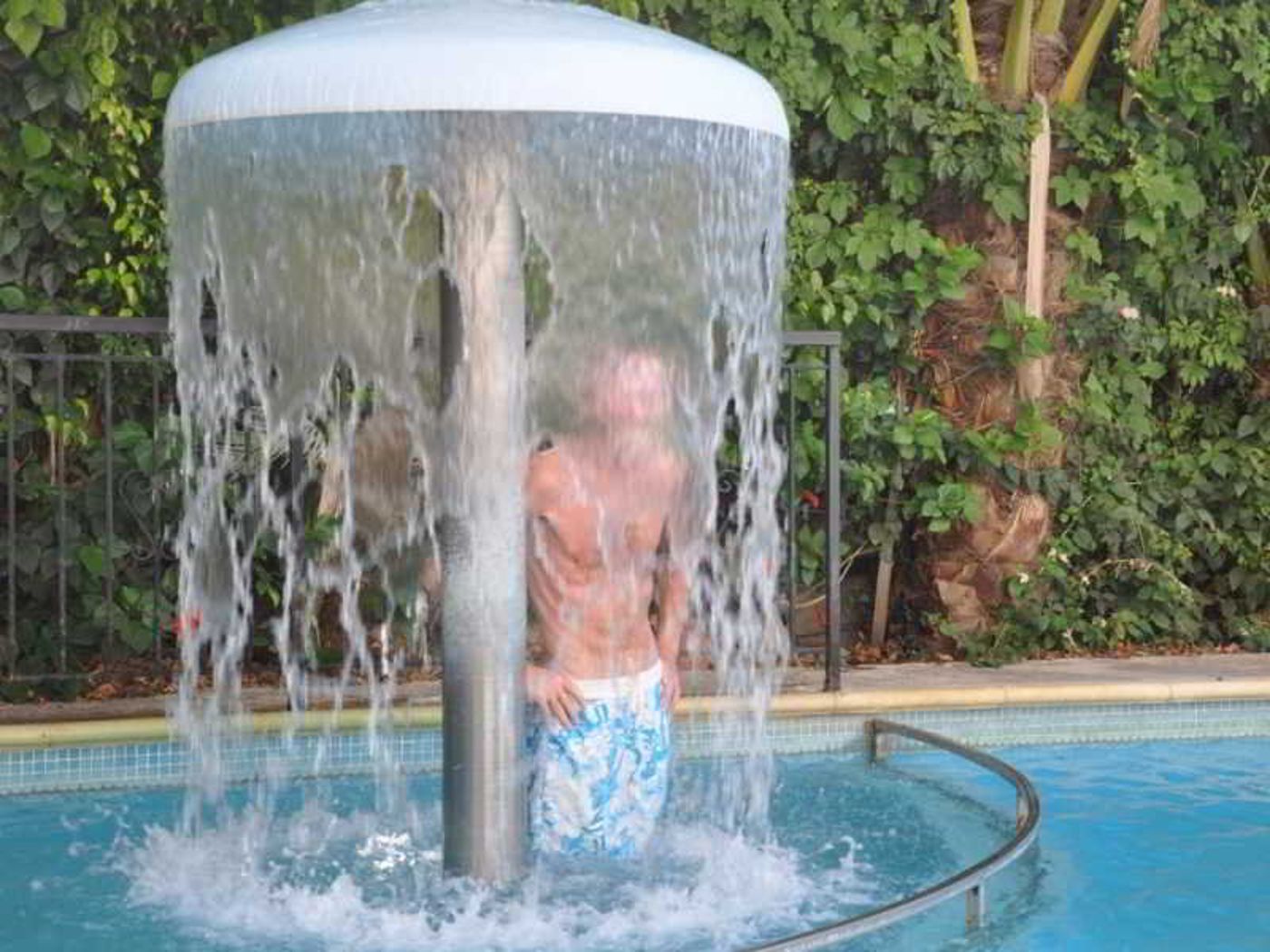 Mariela-Hotel-Pool-11