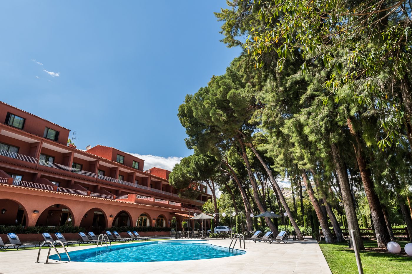 Intur-Bonaire-Pool-3