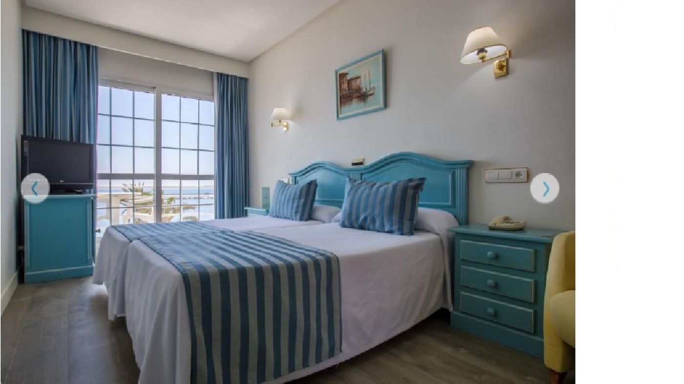 Villa-Laredo-Room-10