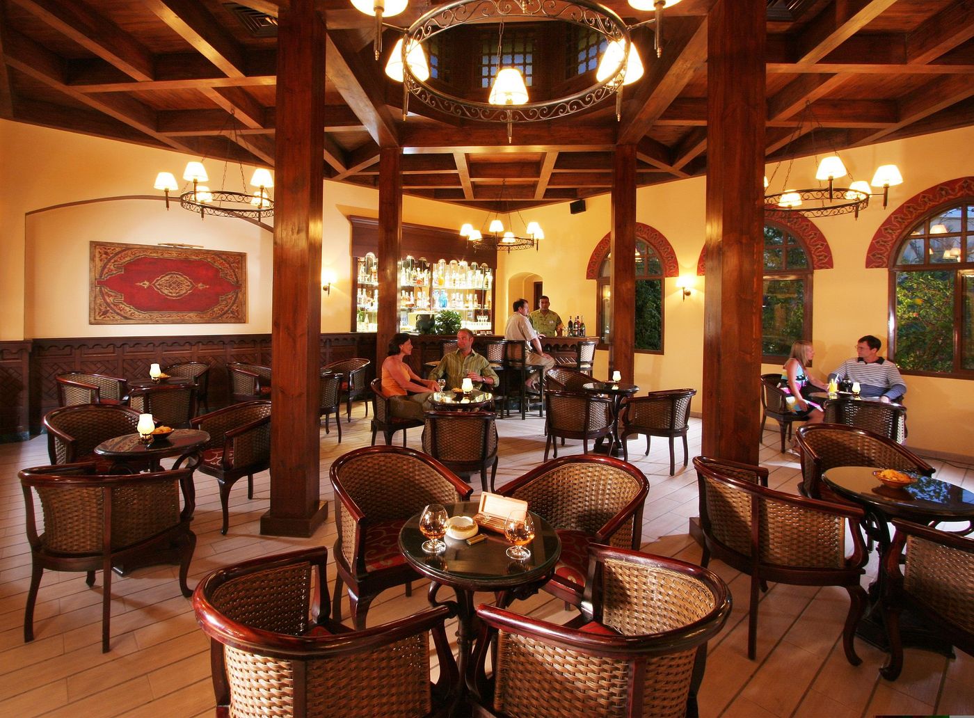 Sol-y-Mar-Makadi-Sun-Bar-14