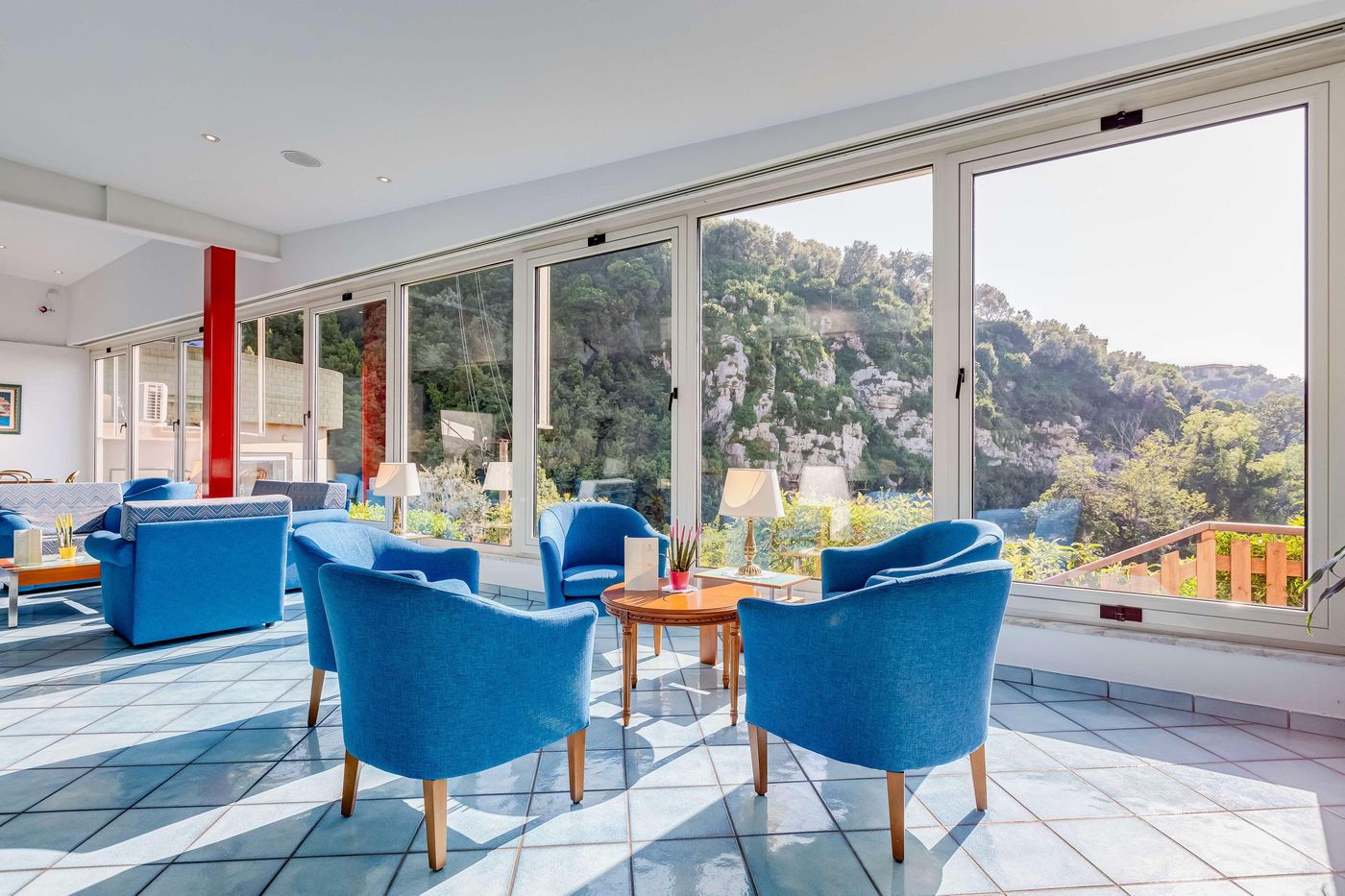 Best-Western-La-Solara-Bar-56