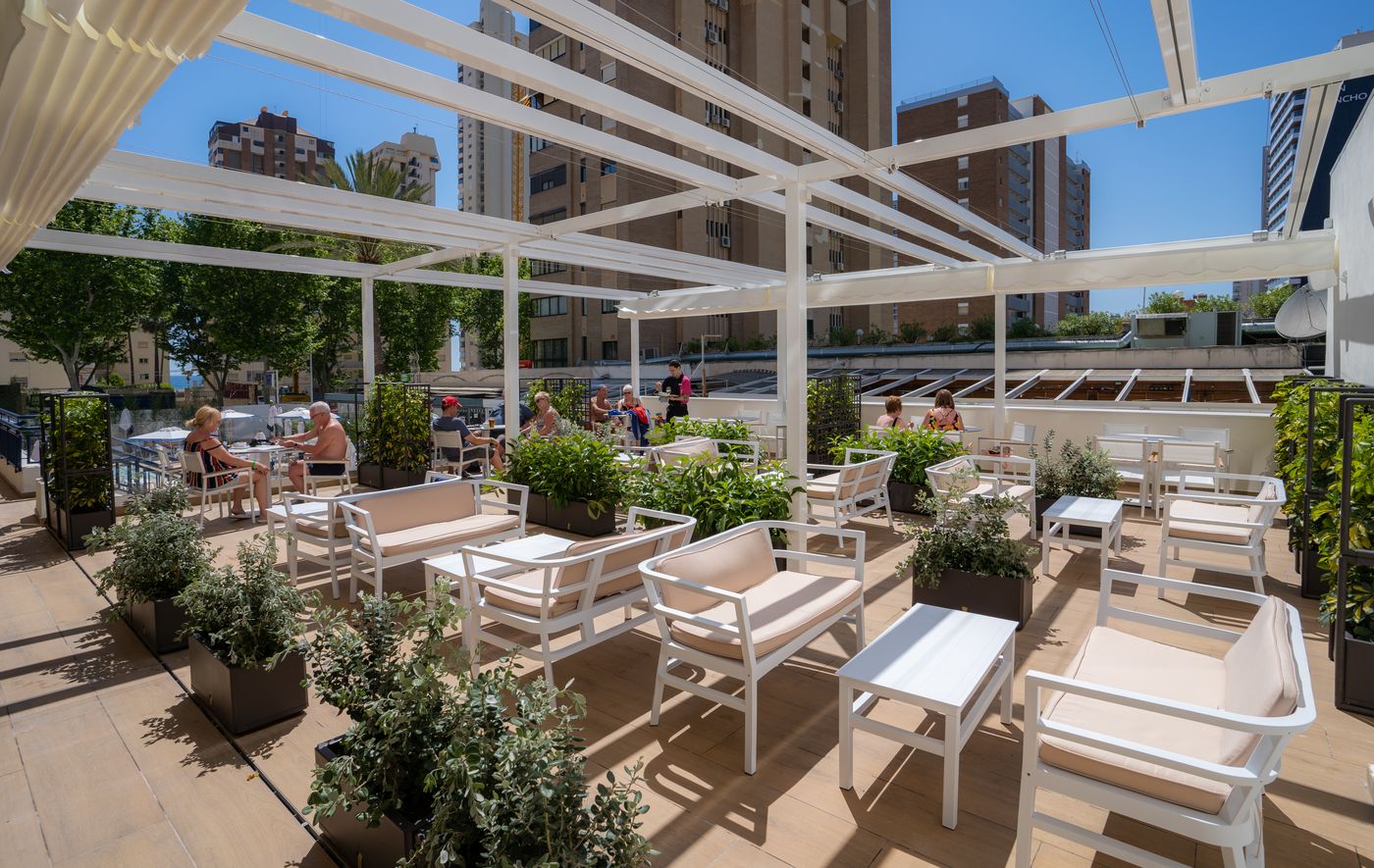Medplaya-Riudor---Adults-Recommended-Terrace-8