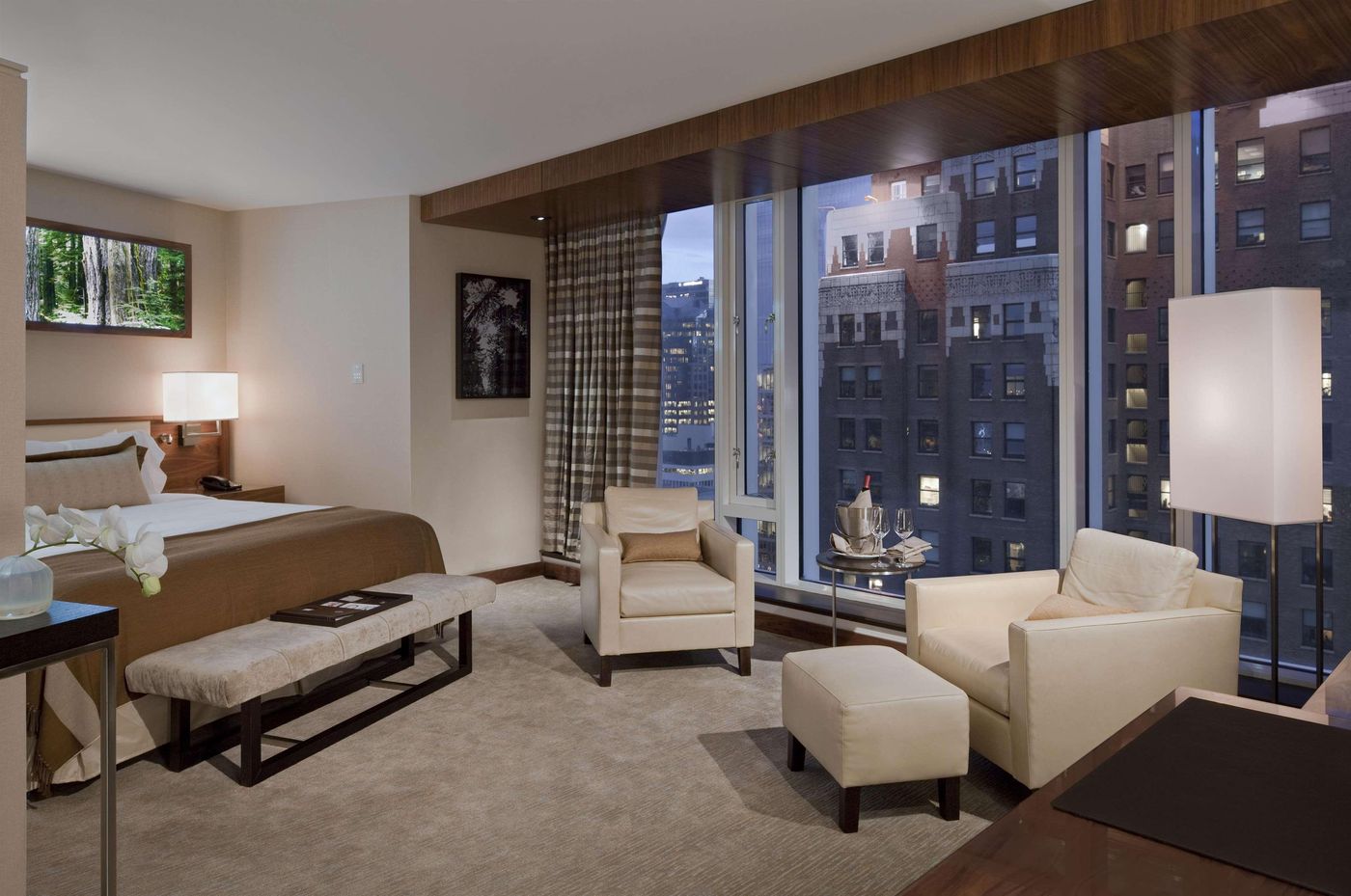 Fairmont-Pacific-Rim-Room-52