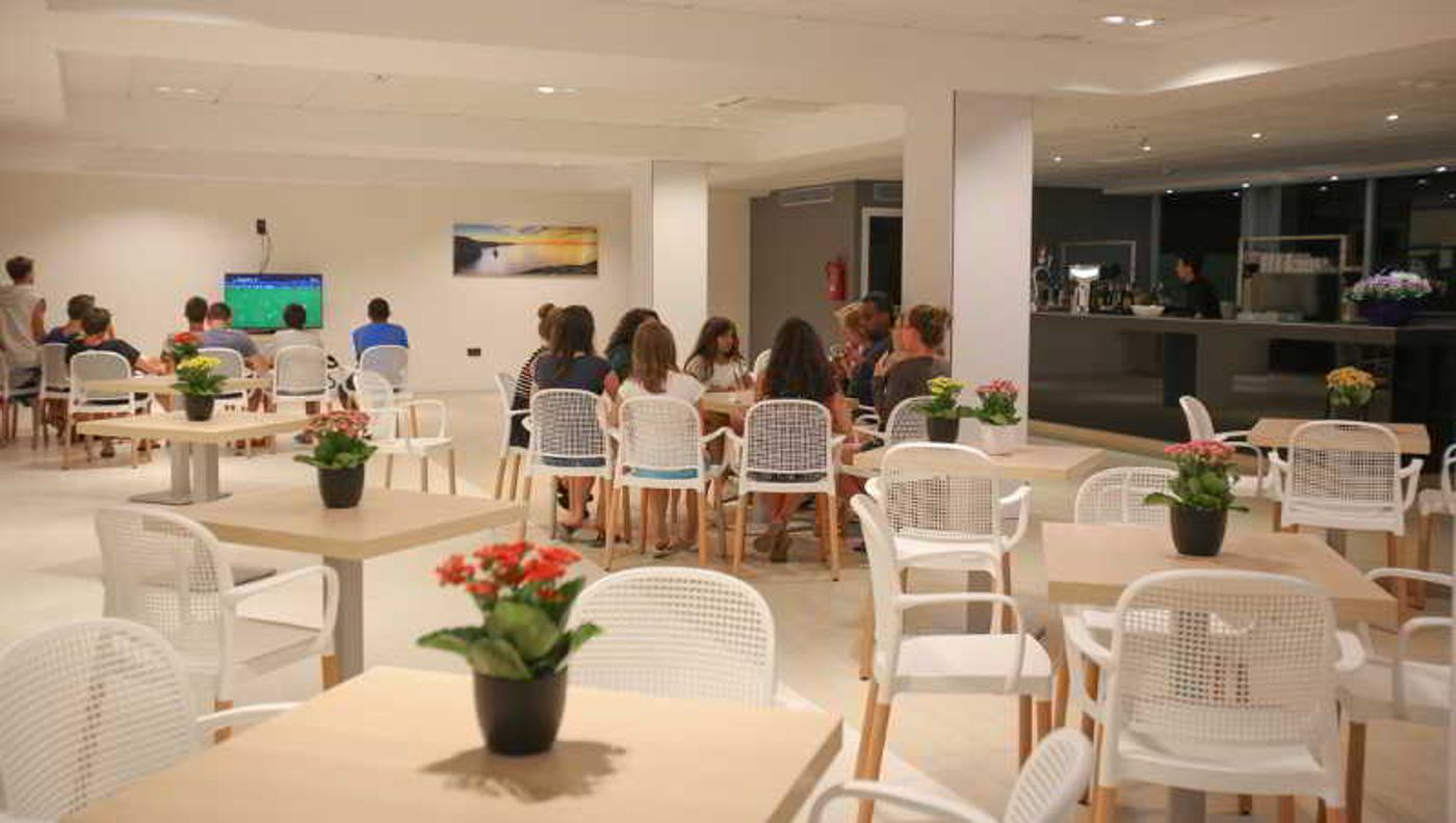 Europa-Splash-Bar-37