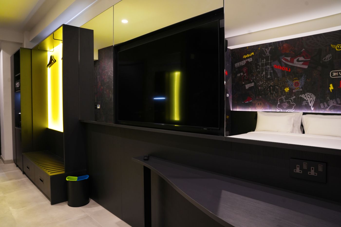 So-City-Hotel-Room-37