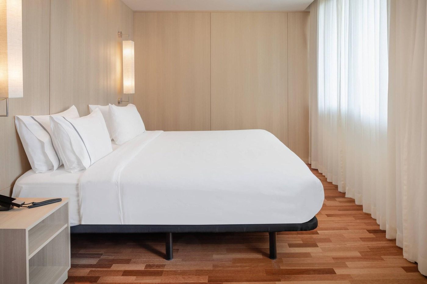 AC-Malaga-Palacio-Room-16