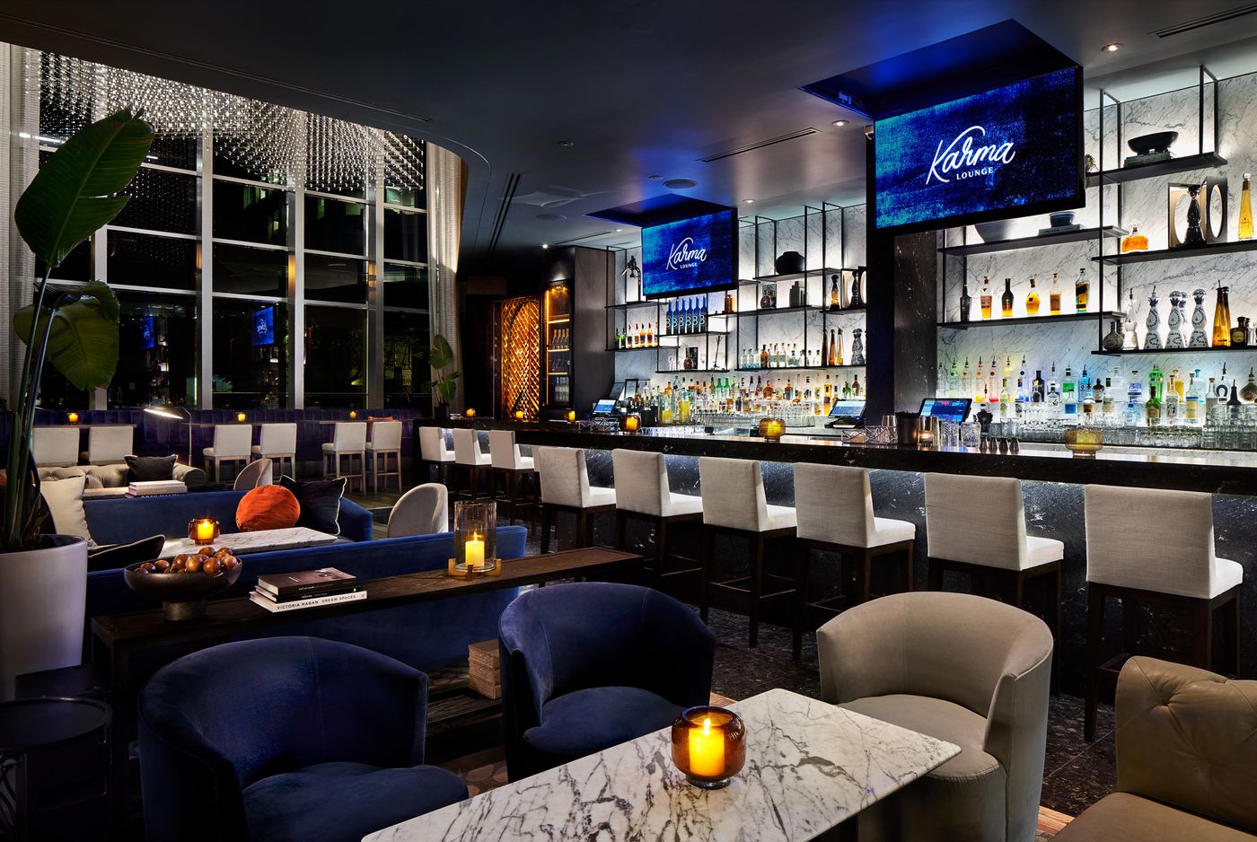 Paradox-Hotel-Vancouver-Restaurant-20