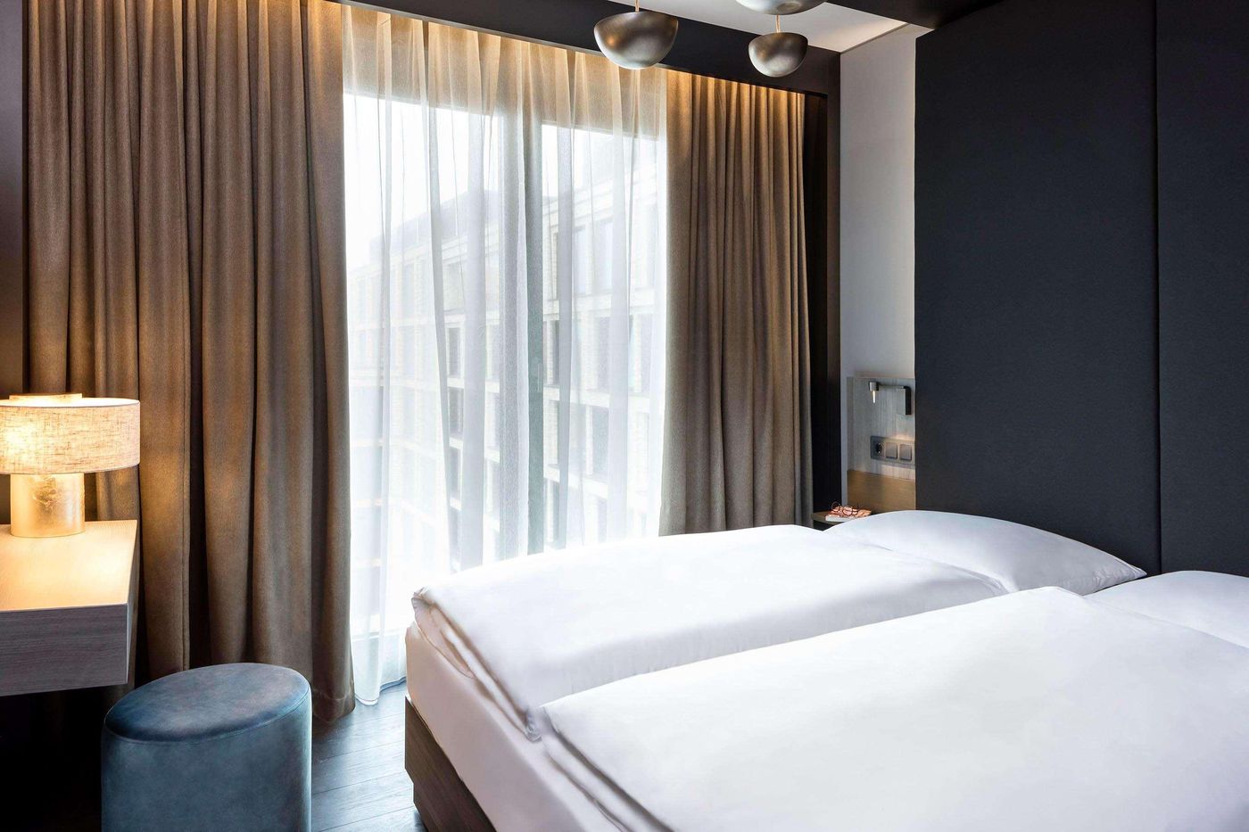 Hotel-Amano-East-Side-Room-20