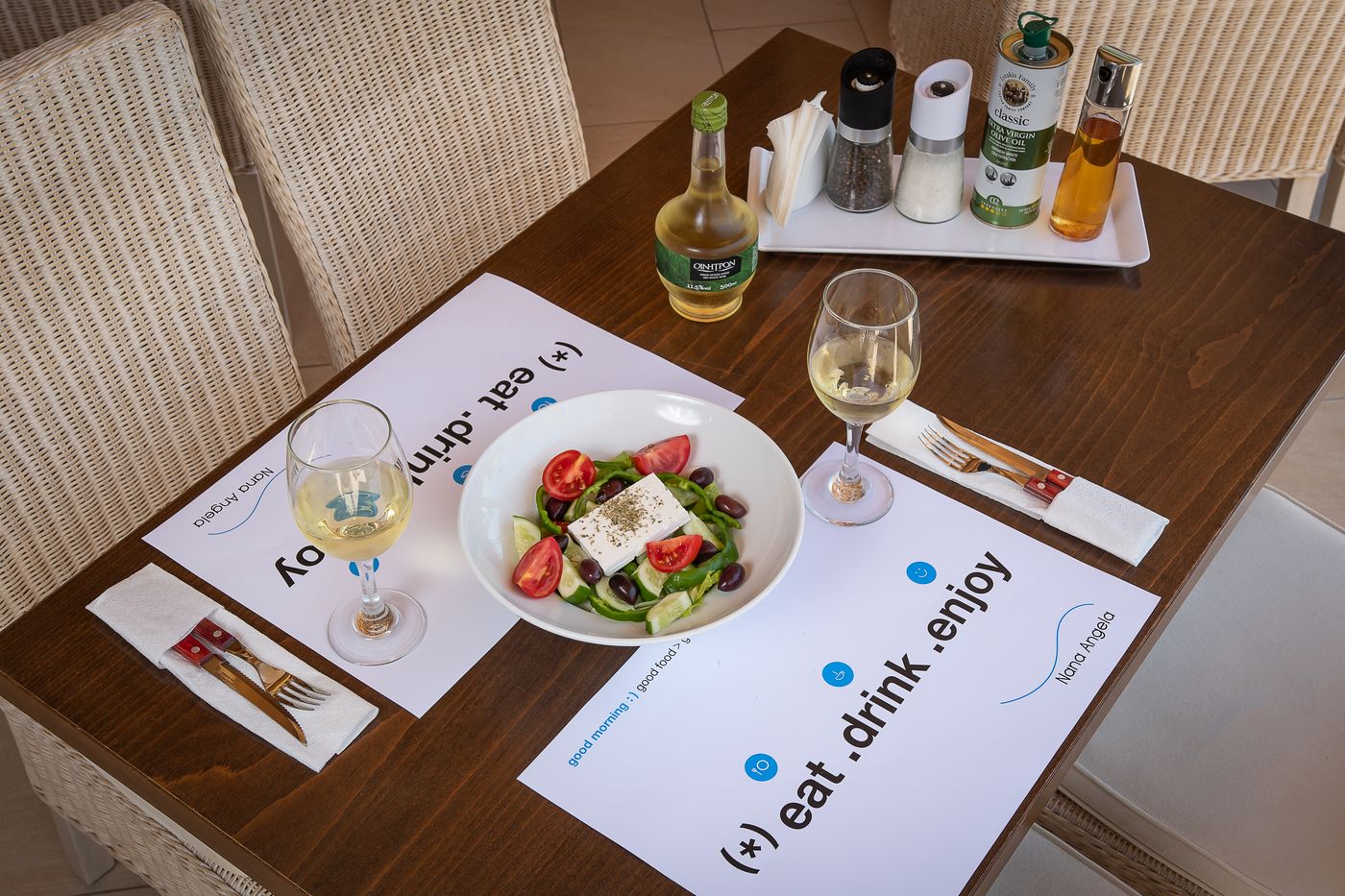 Nana-Angela-Apartments-Restaurant-49