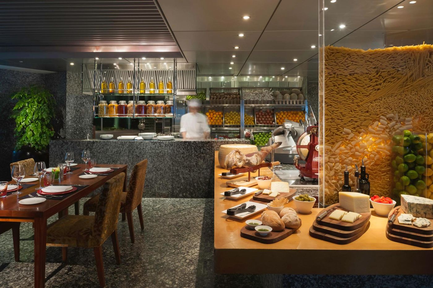 Marco-Polo-Hongkong-Hotel-Restaurant-25