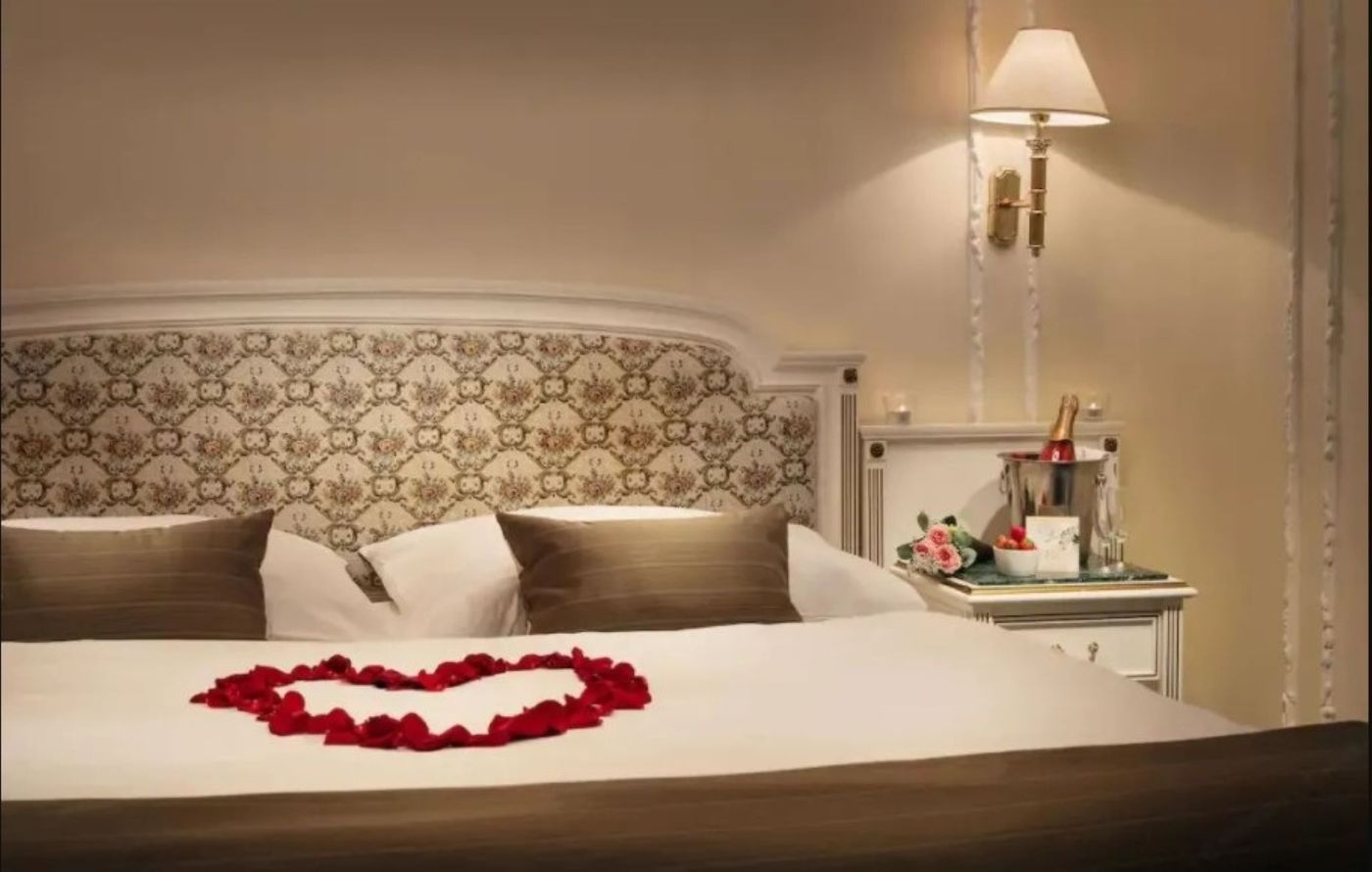 Ambassador-Zlat-----Husa-Room-43