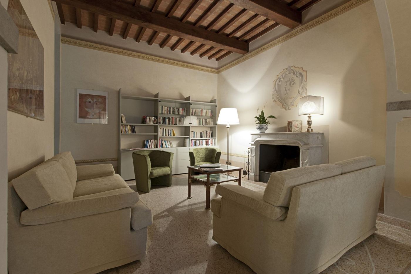 B-B-VillAmorosa-Room-16