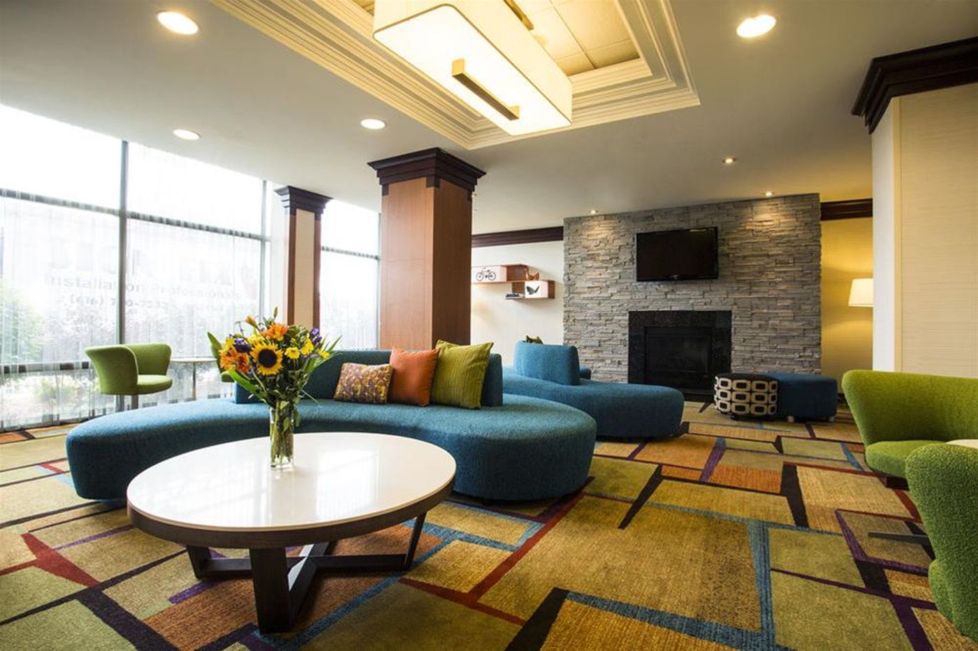Fairfield Inn & Suites Toronto Airport-Canada-MISSISSAUGA-Lobby-10