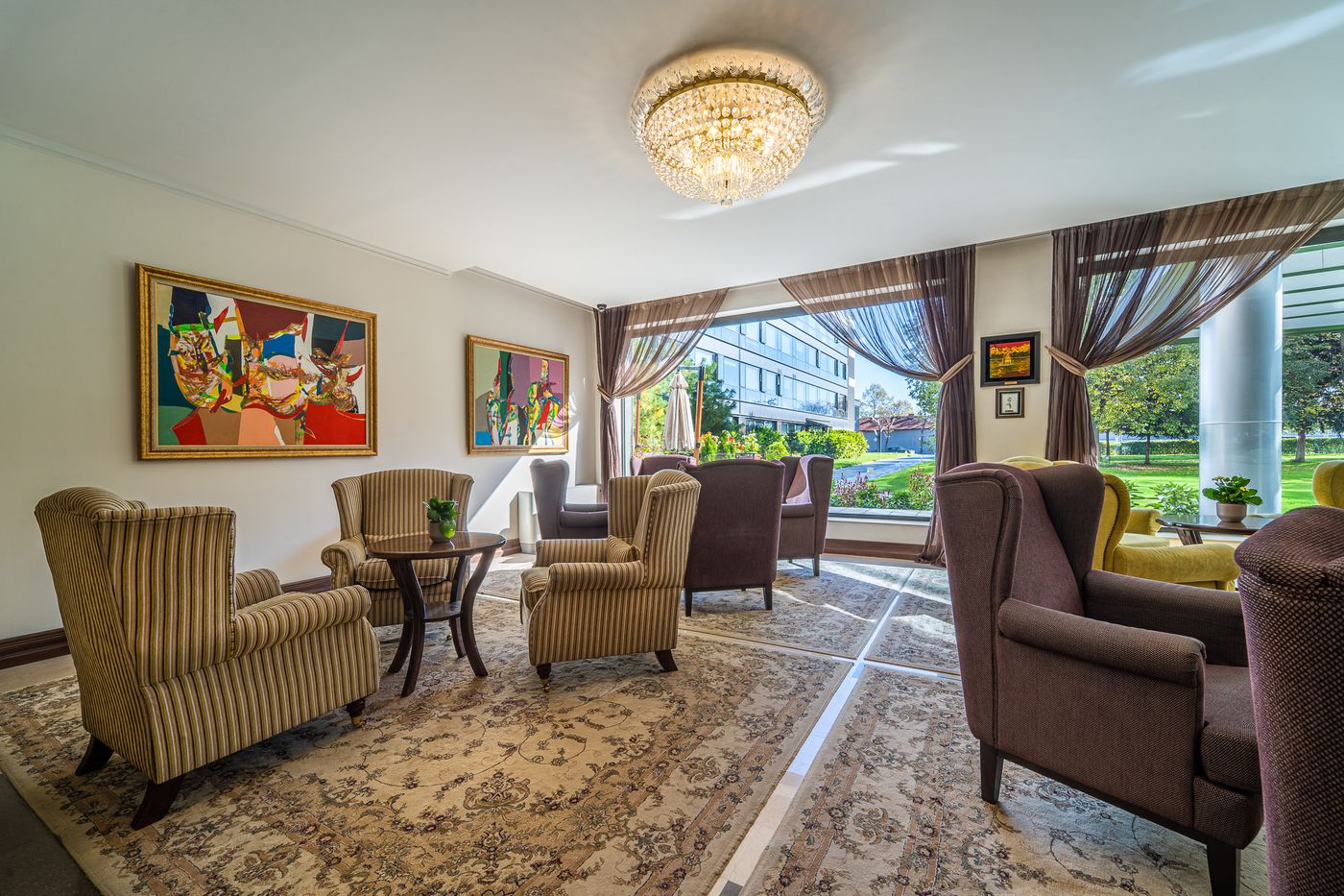 Imperial-Plovdiv-a-member-of-Radisson-Individuals-Lobby-13