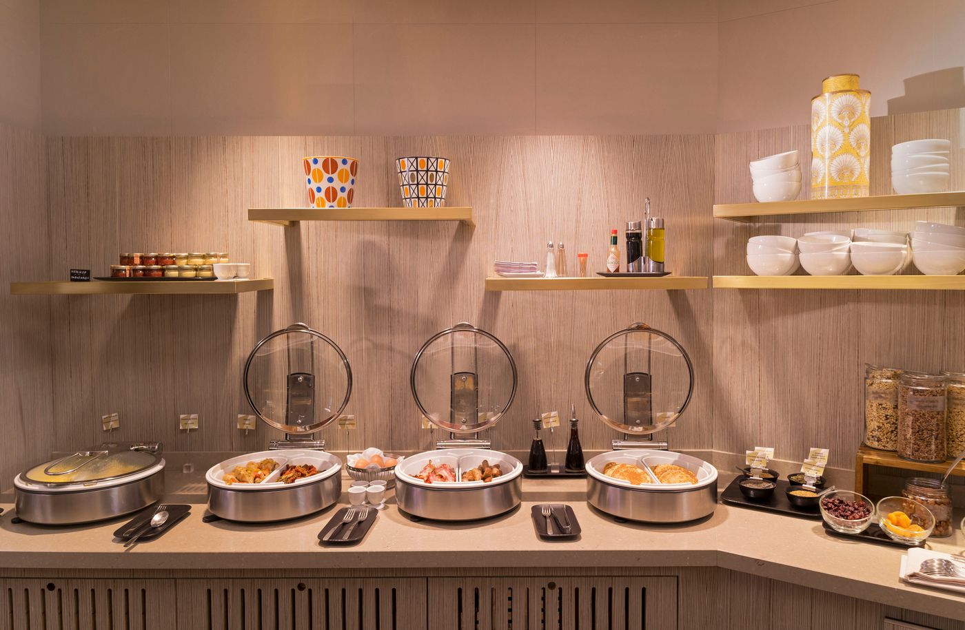 Rochester-Champs-Elysees-Restaurant-51