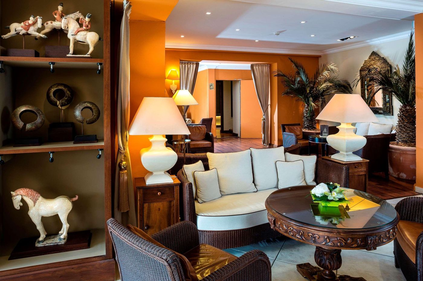 Best-Western-Premier-Montfleuri-Lobby-76