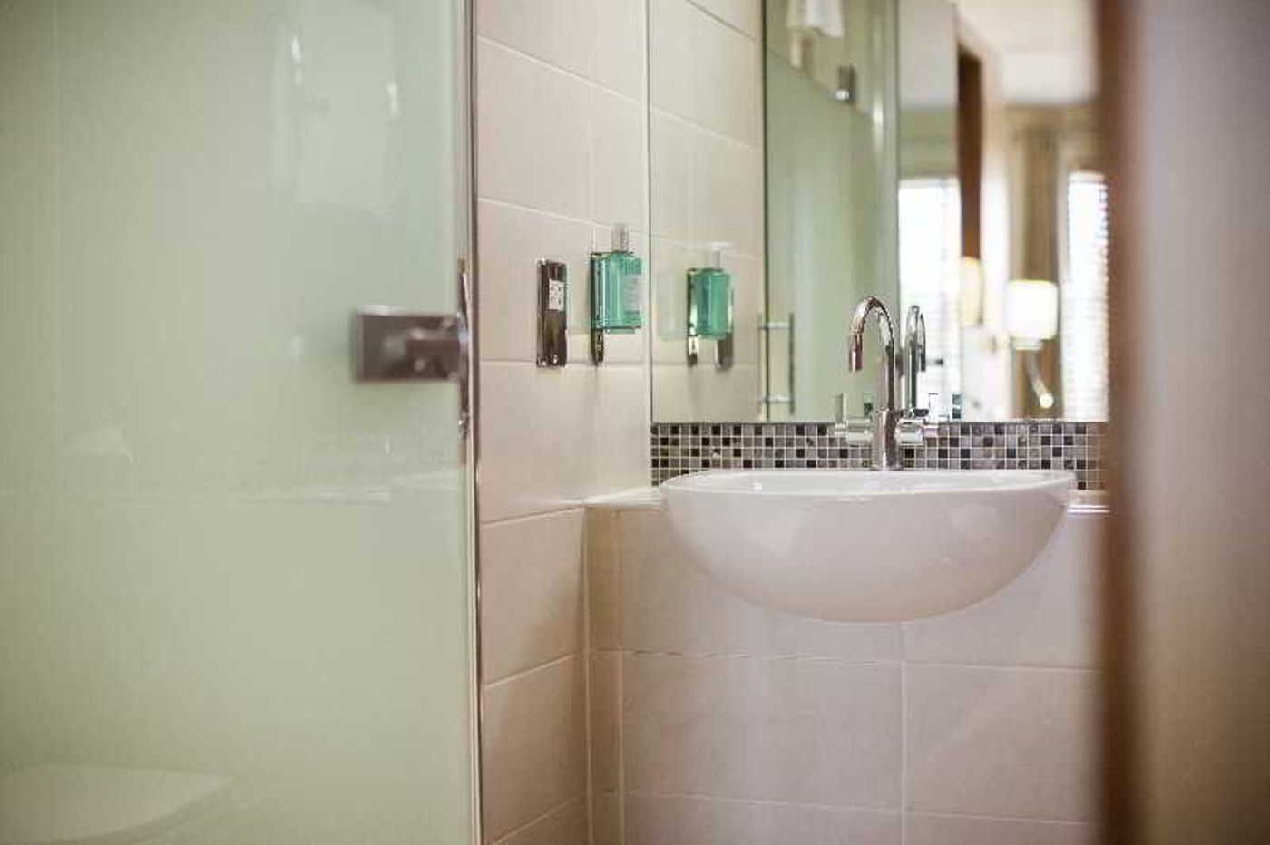 Lodge at Bristol-United Kingdom-BRISTOL-Room-3