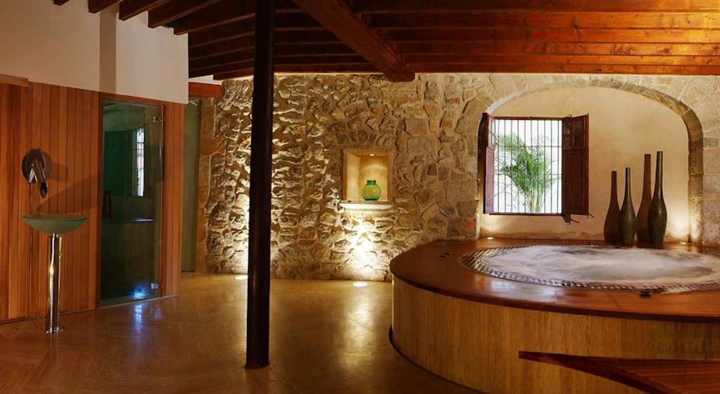 Cas Comte Petit Hotel & Spa