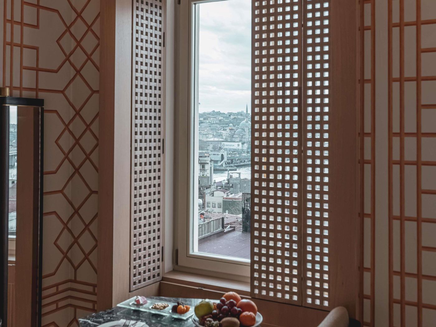 The-Galata-Istanbul-Hotel-MGallery-Room-13