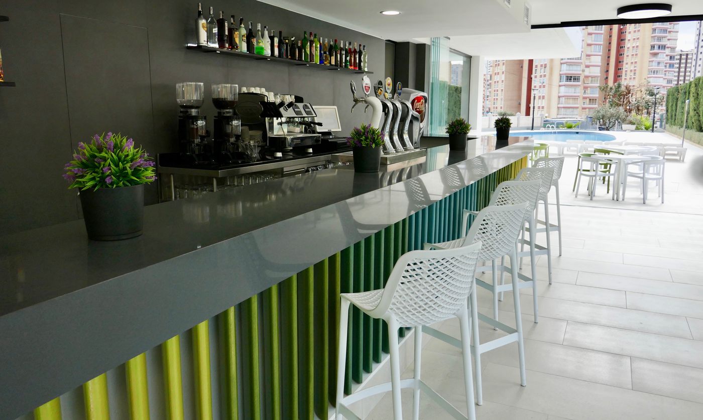 Primavera-Loix-Bar-13