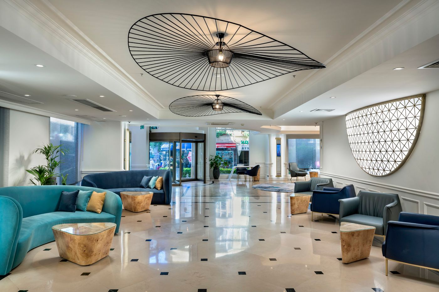 Lares-Park-Hotel-Lobby-3