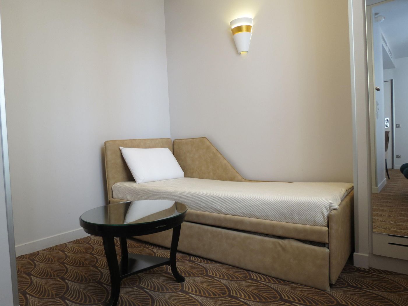 Mercure-Paris-Opera-Faubourg-Montmartre-Room-10