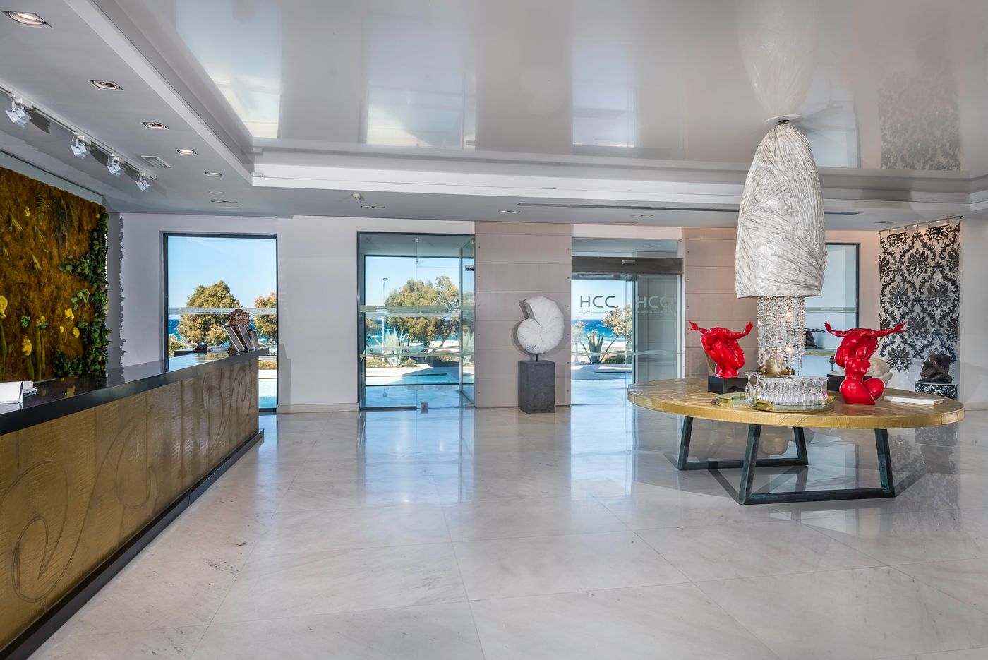 Diamond-Deluxe-Lobby-57