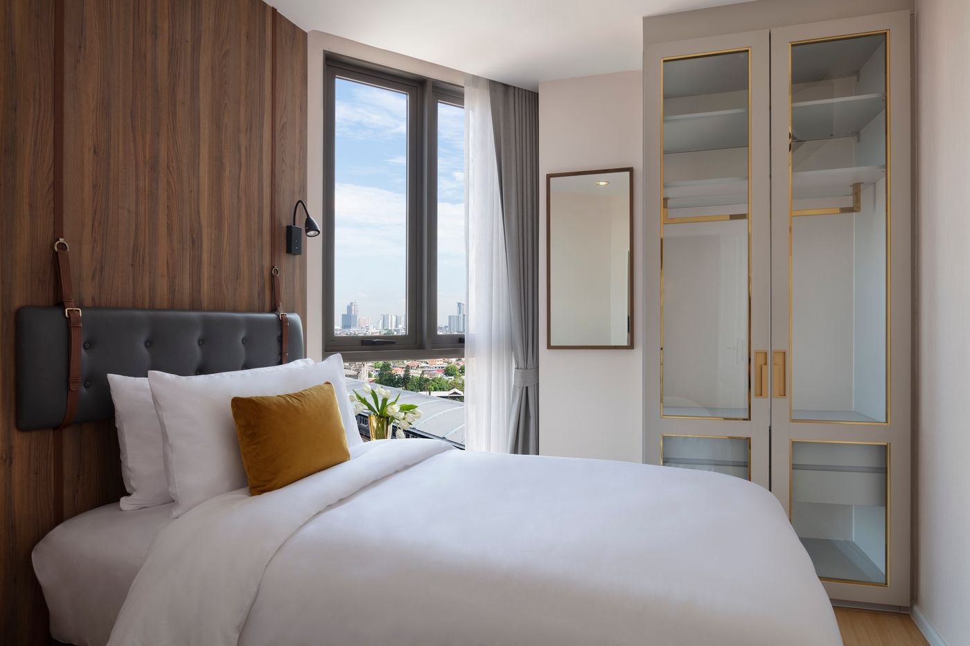 Oakwood-Suites-Tiwanon-Bangkok-Room-20