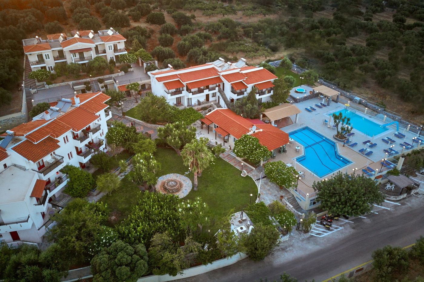 Villa-Vicky-Hersonissos-General-view-4