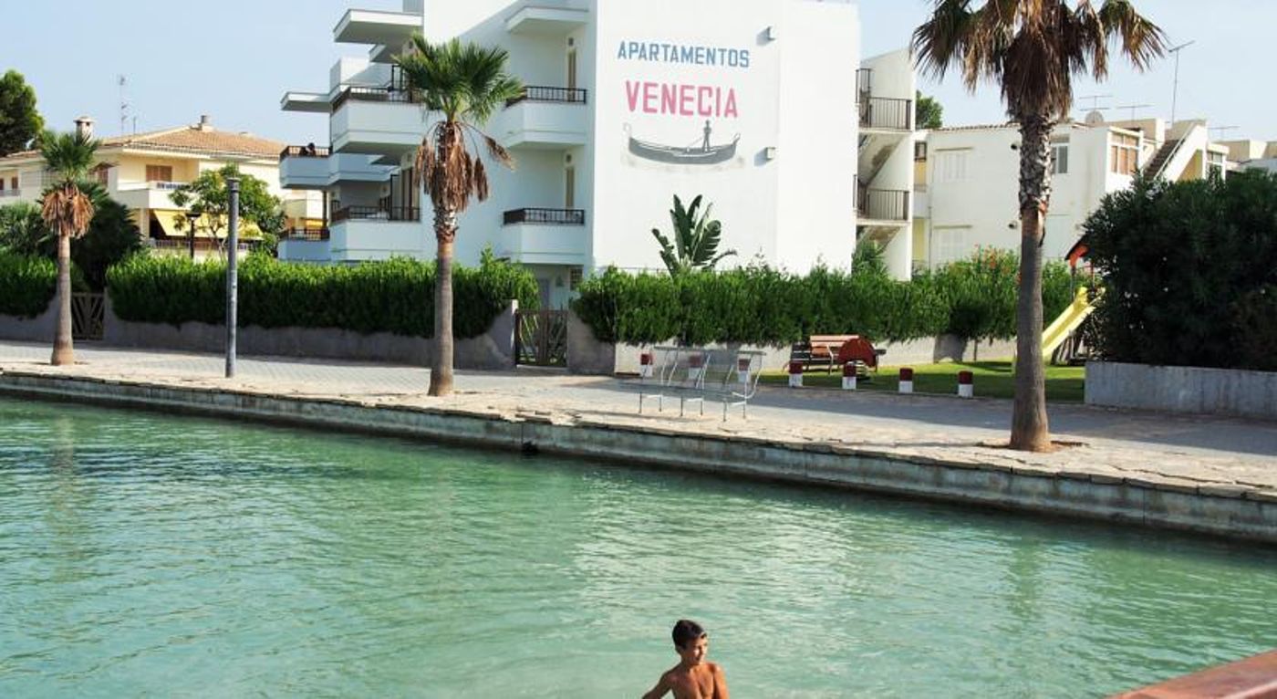 Venecia Apartments