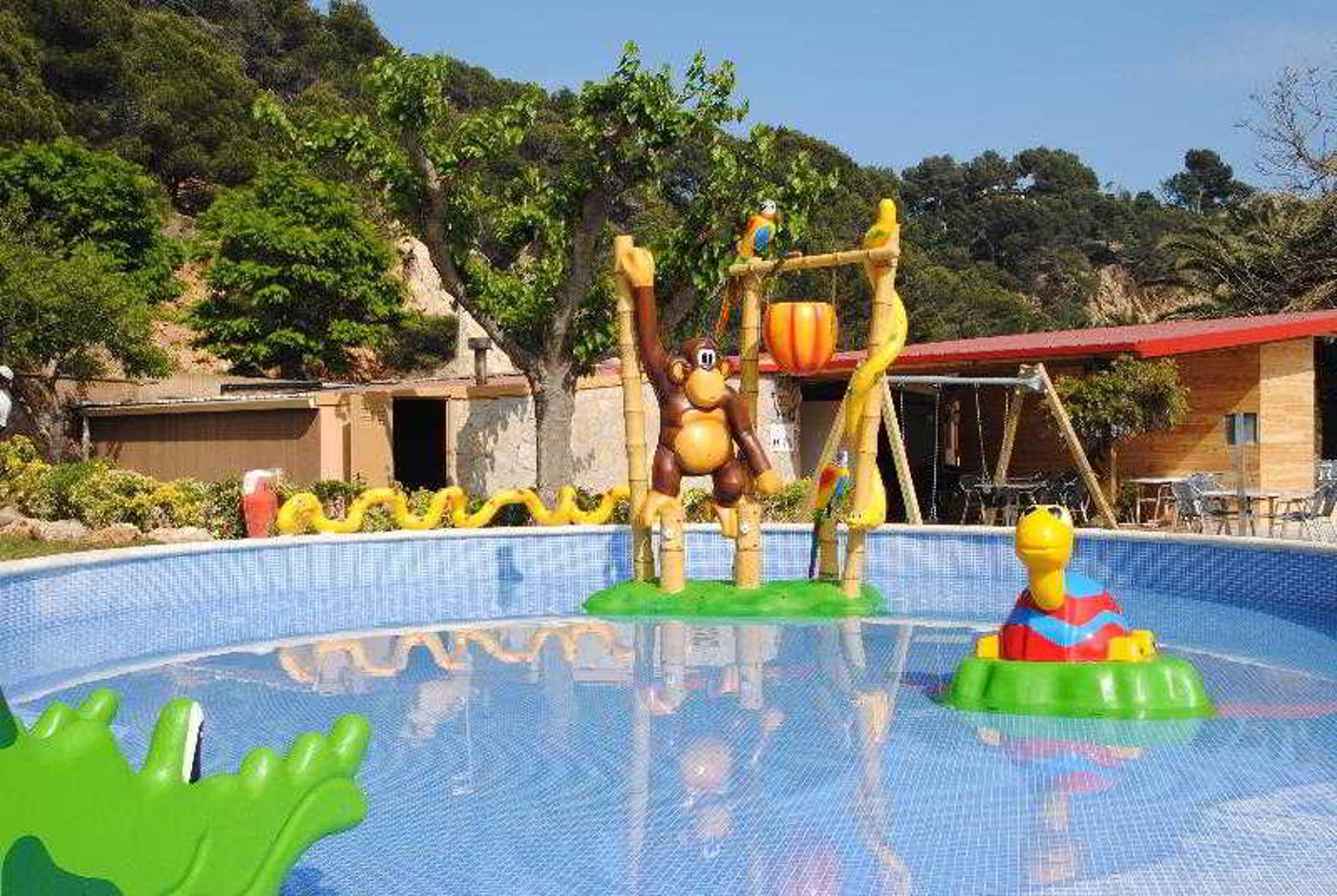 Giverola-Resort-Sports-and-Entertainment-41