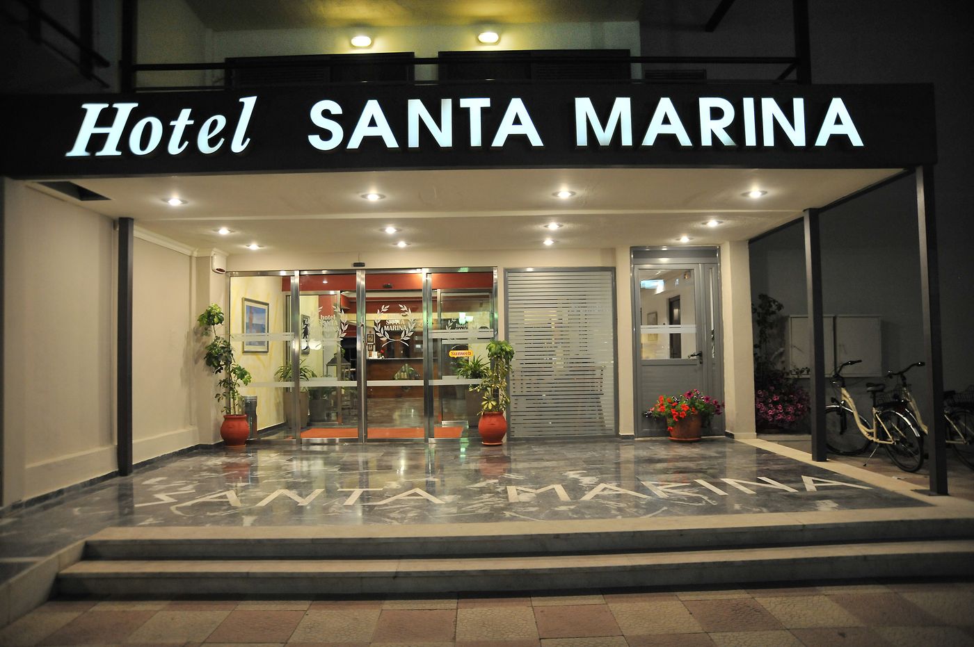 Santa-Marina-Hotel-Apartaments-General-view-44