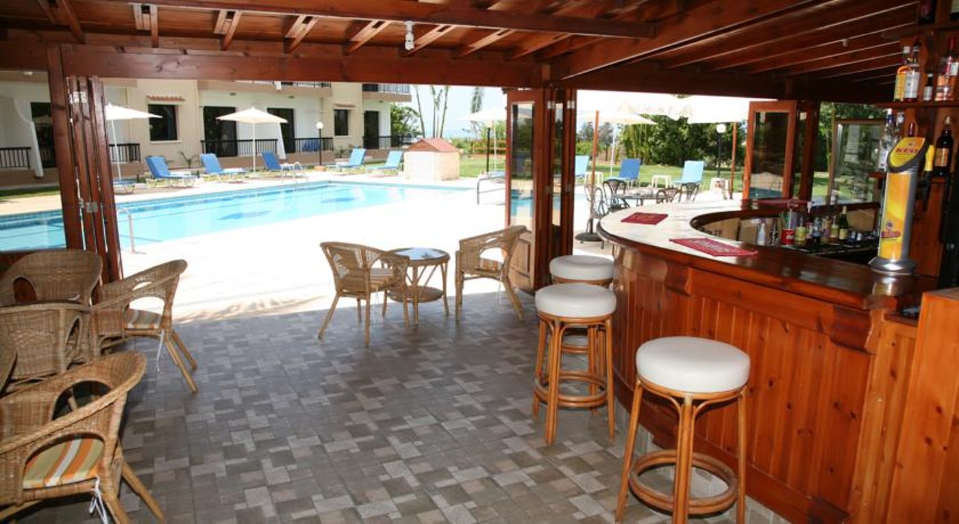 Hadjantoni Anna Apartments