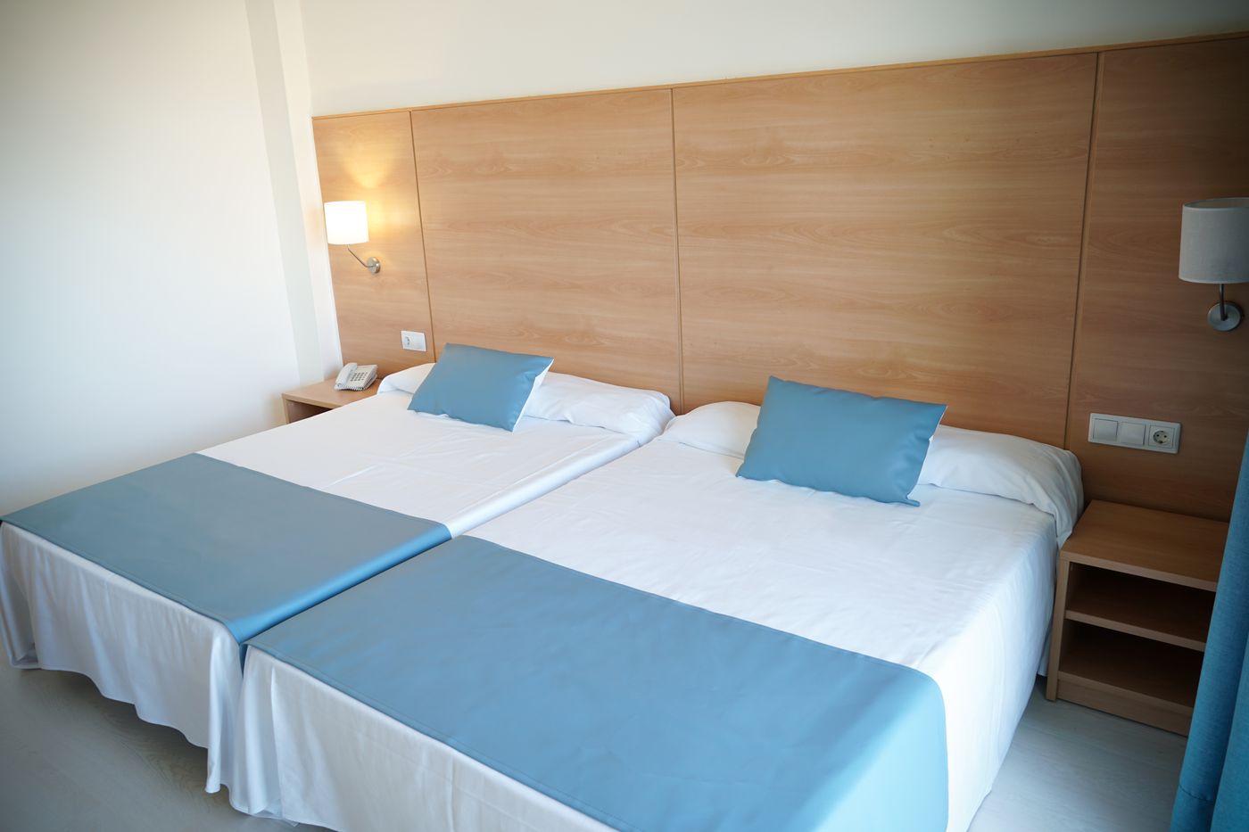 Ohtels-San-Salvador-Room-29