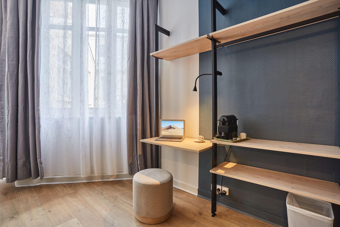 HOTEL-BEAUQUARTIER-MONTMARTRE-Room-8