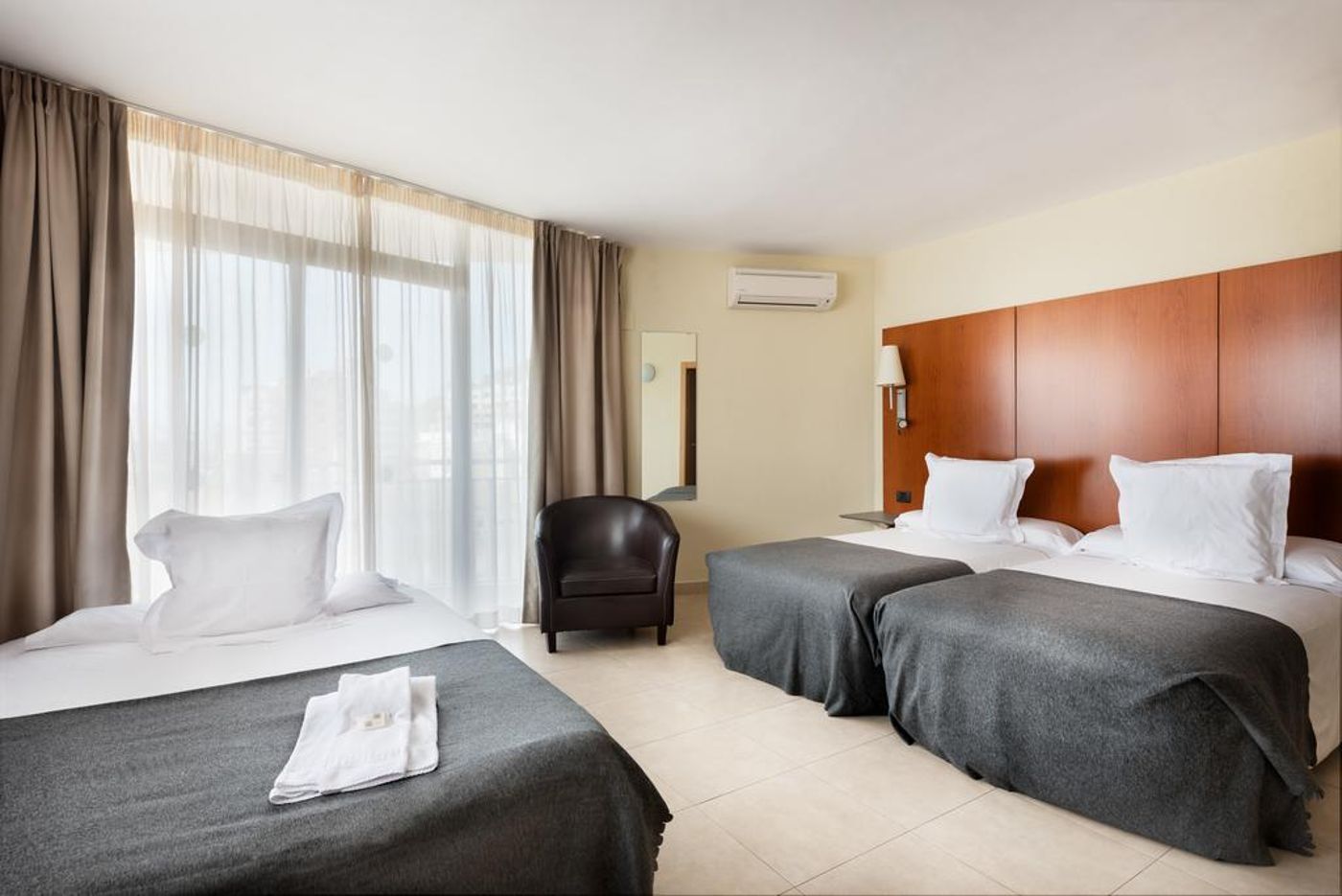 Mainare-Playa-Hotel-Room-14