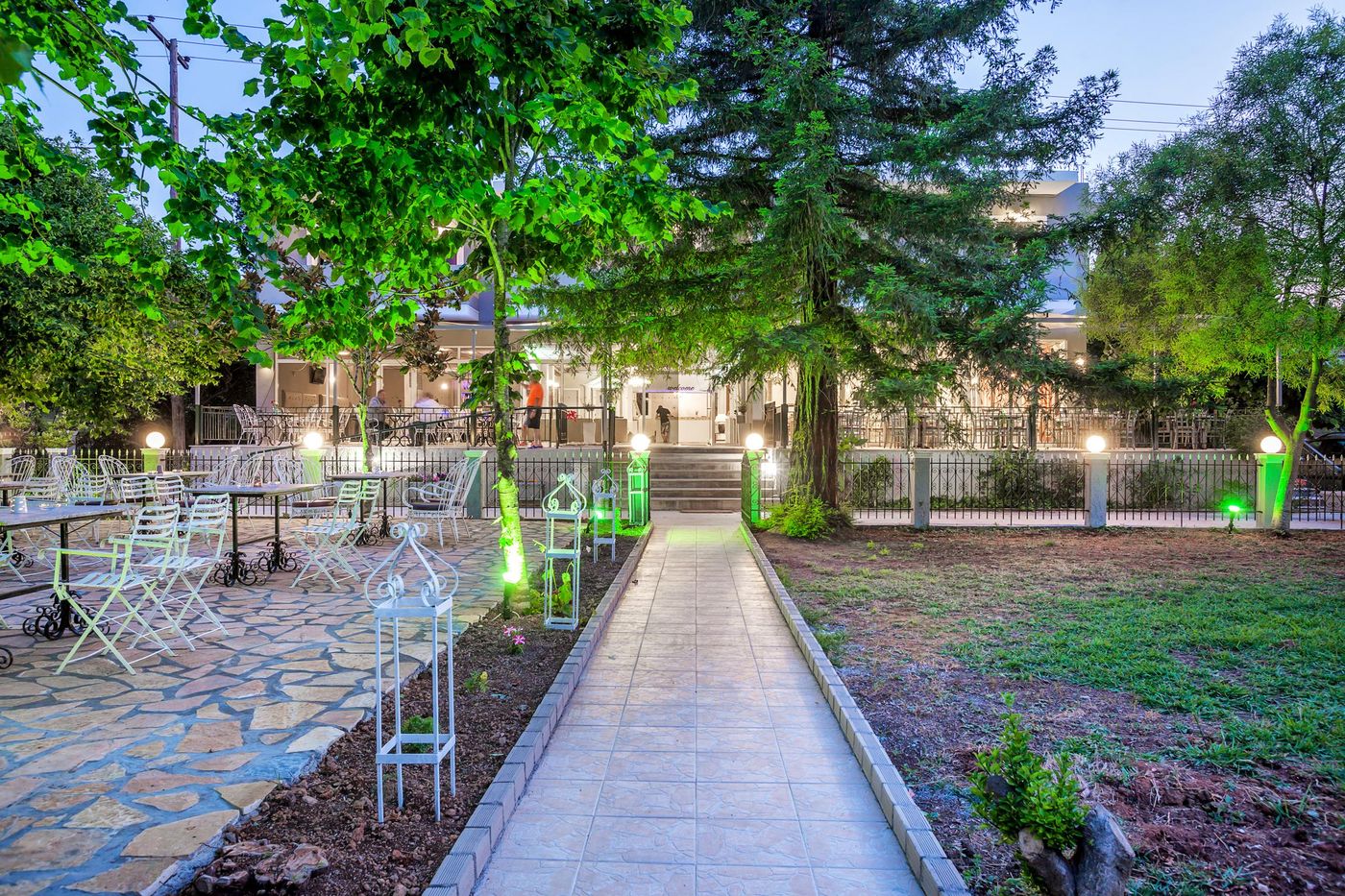 Silver-Bay-Hotel-General-view-14