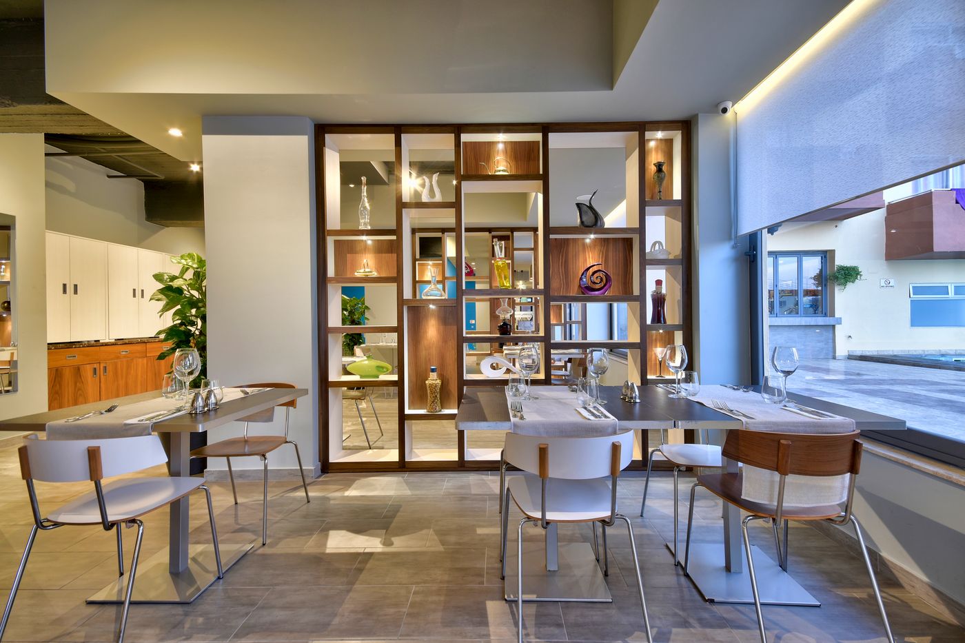 Luna-Holiday-Complex-Restaurant-48