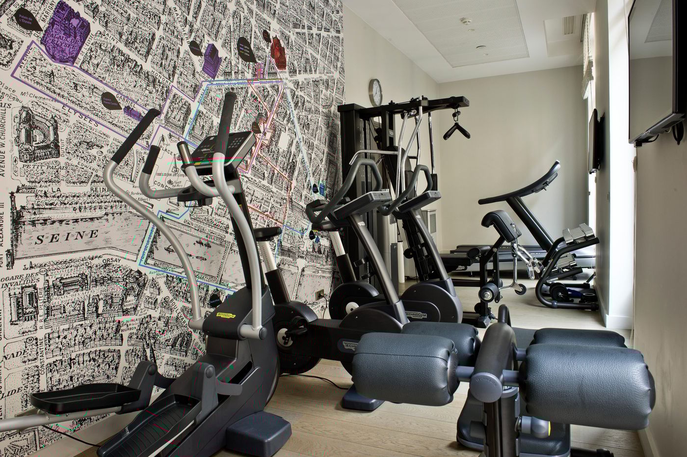 Hotel-Indigo-Paris-Opera-Sports-and-Entertainment-82