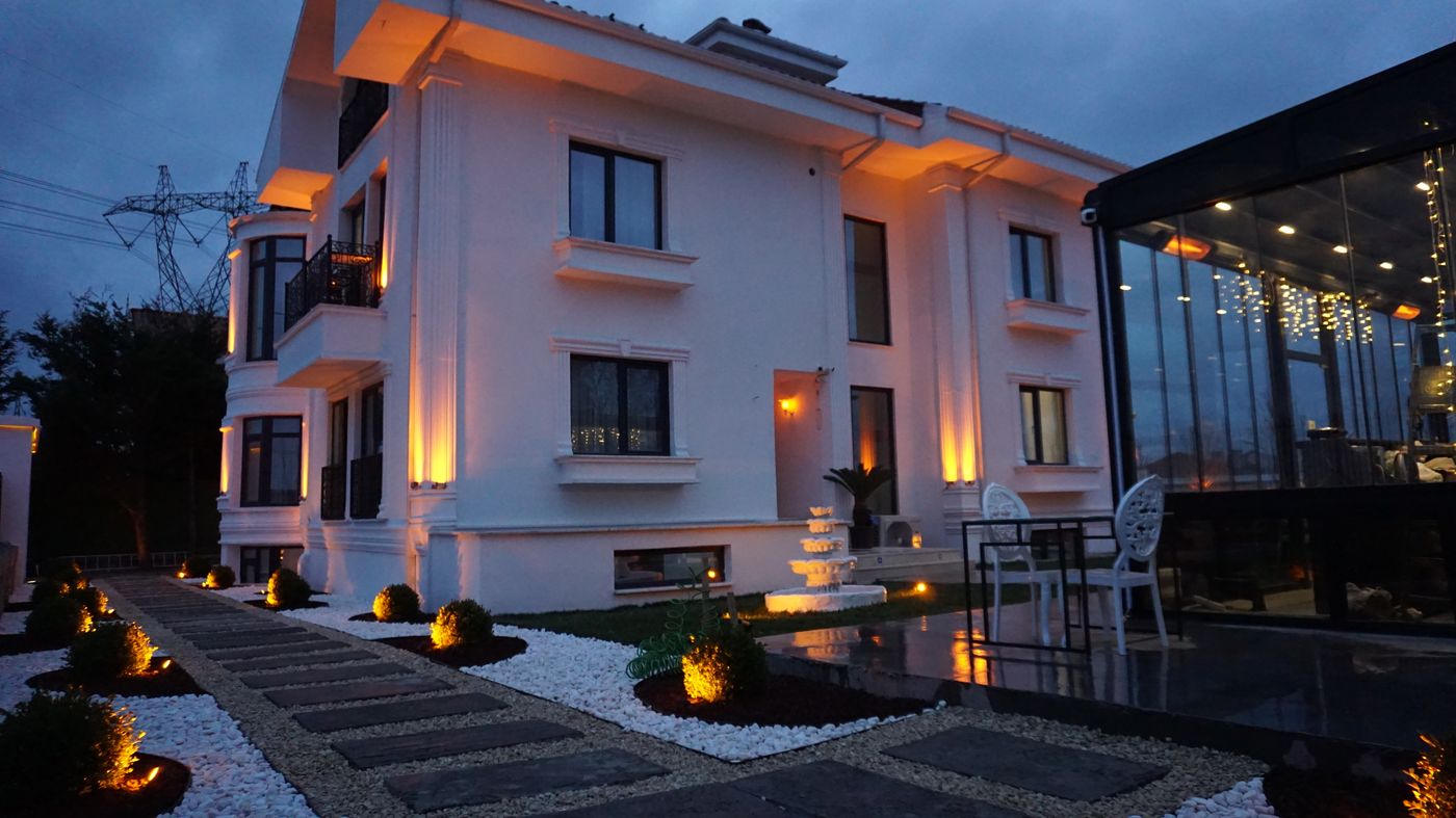 D-Twins-Airport-Hotel-General-view-15