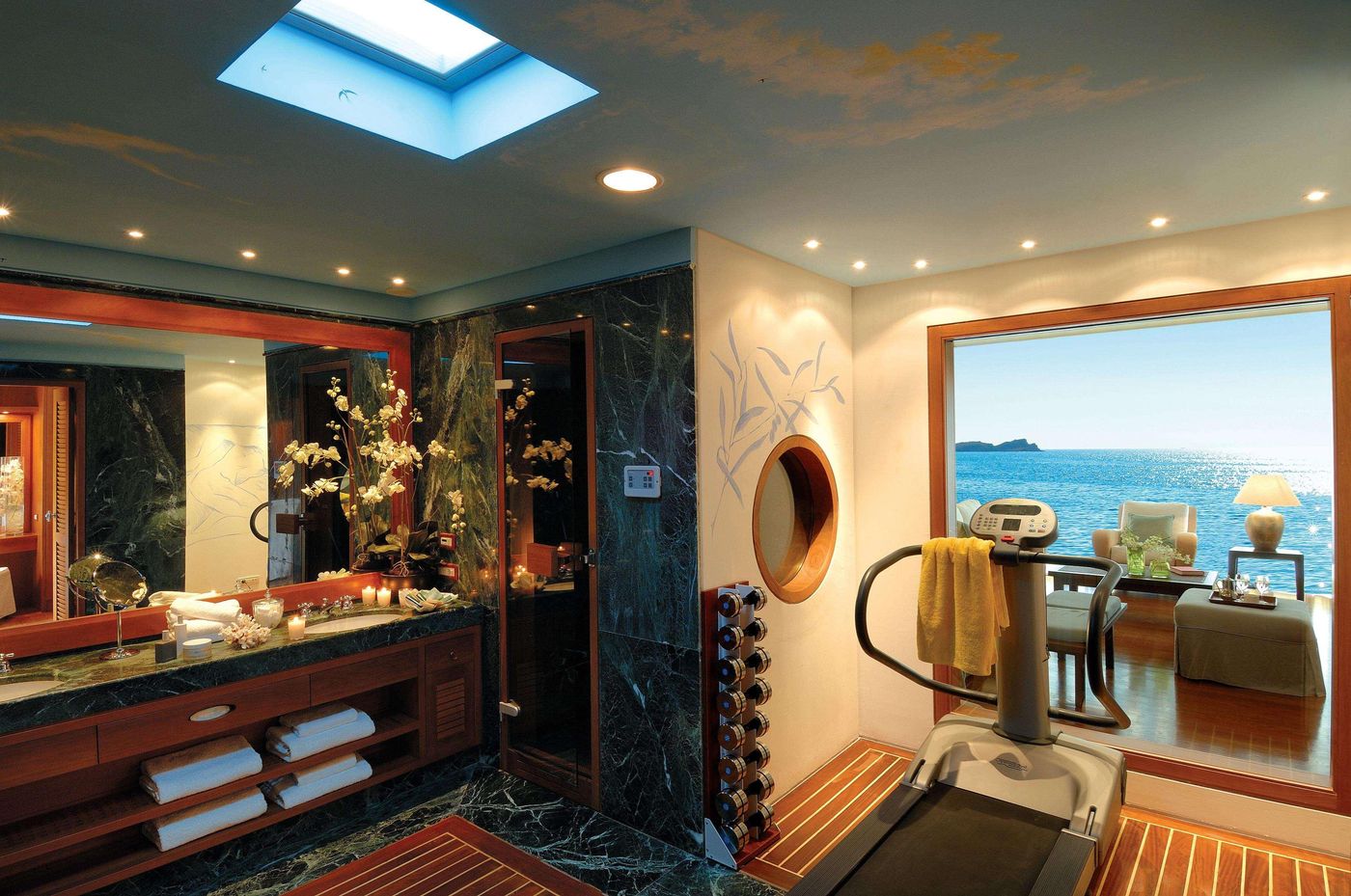 Grand-Resort-Lagonissi-Room-38