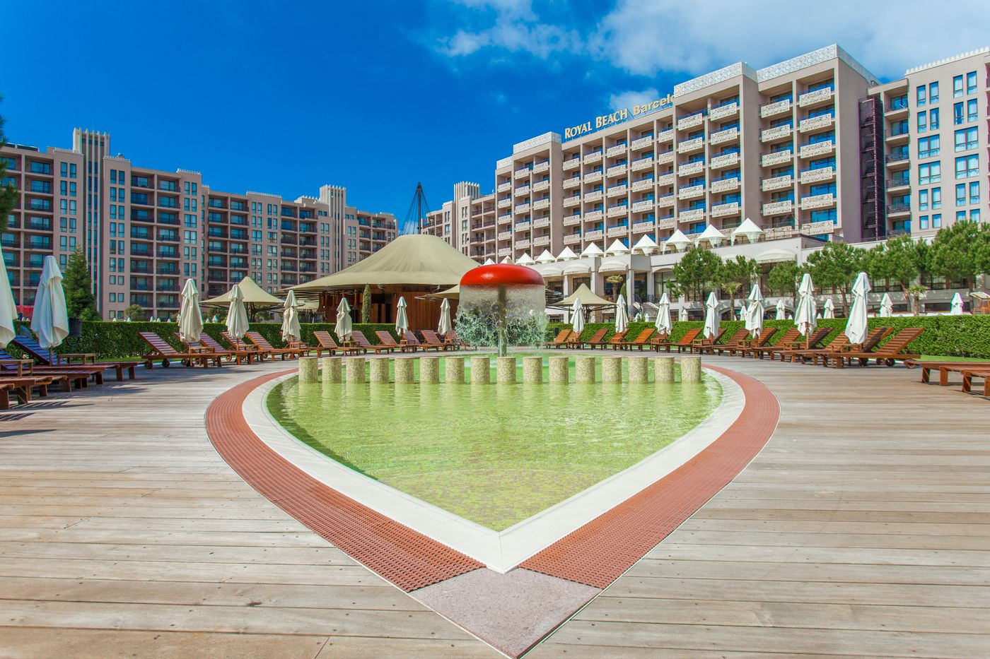 Barcelo-Royal-Beach-Pool-3