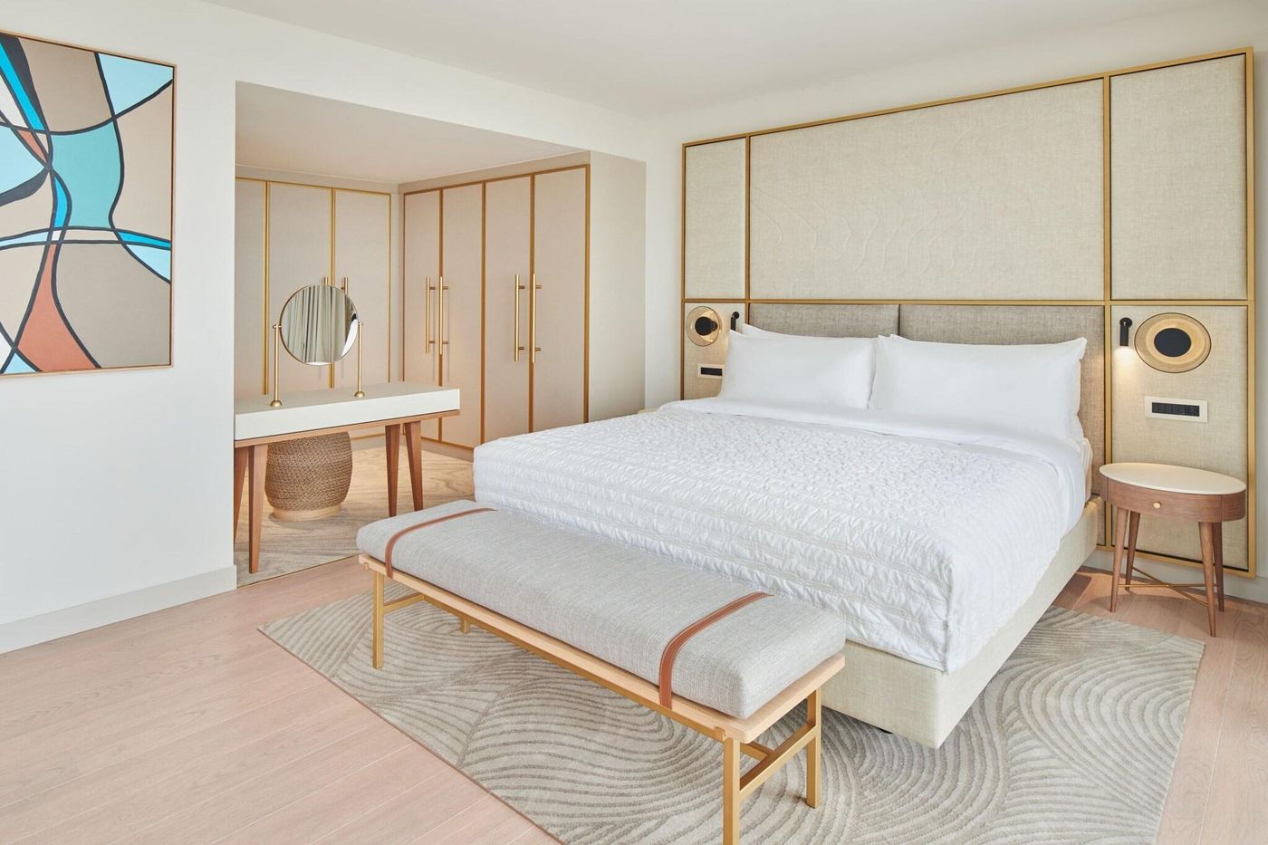 Le-Meridien-Lav-Split-Room-39