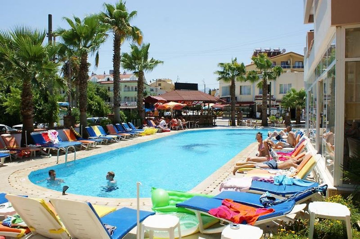 Club Sun Smile Apartments