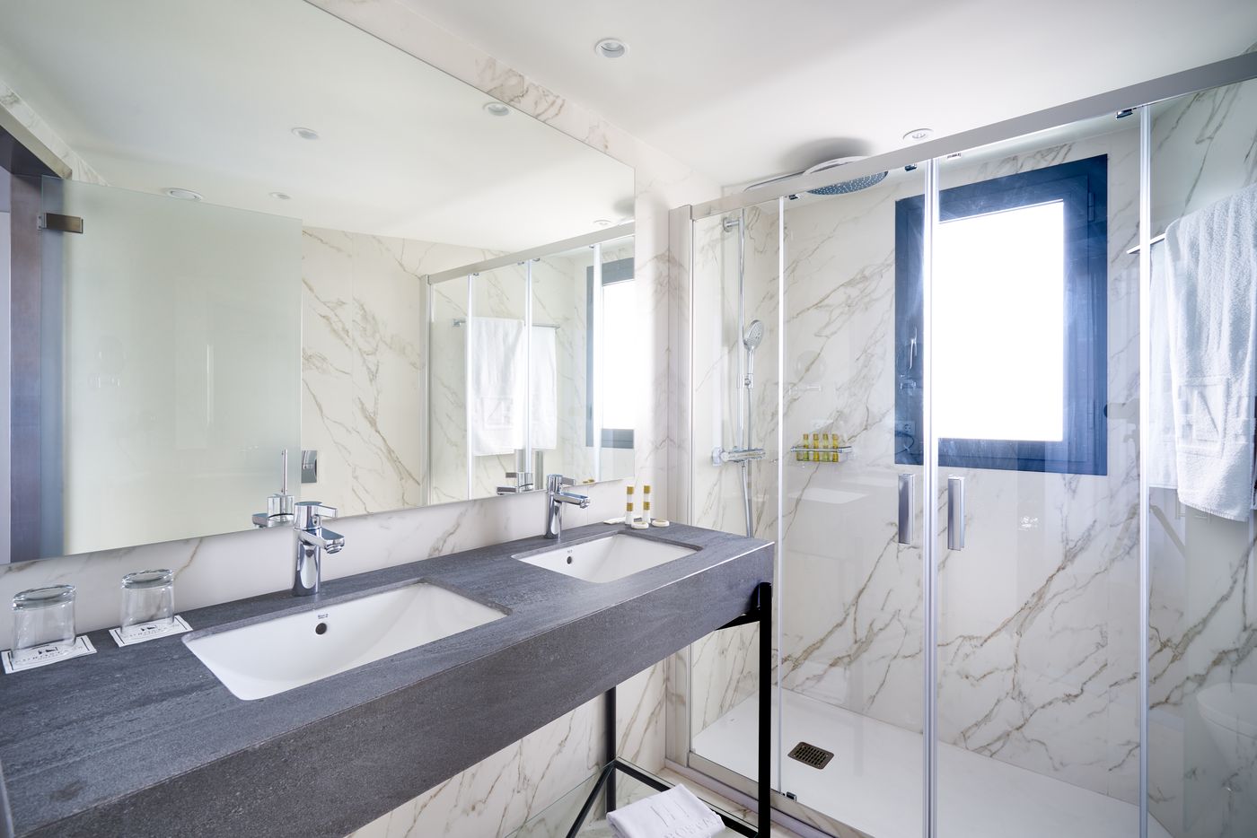 Eurostars-Astoria-Room-25