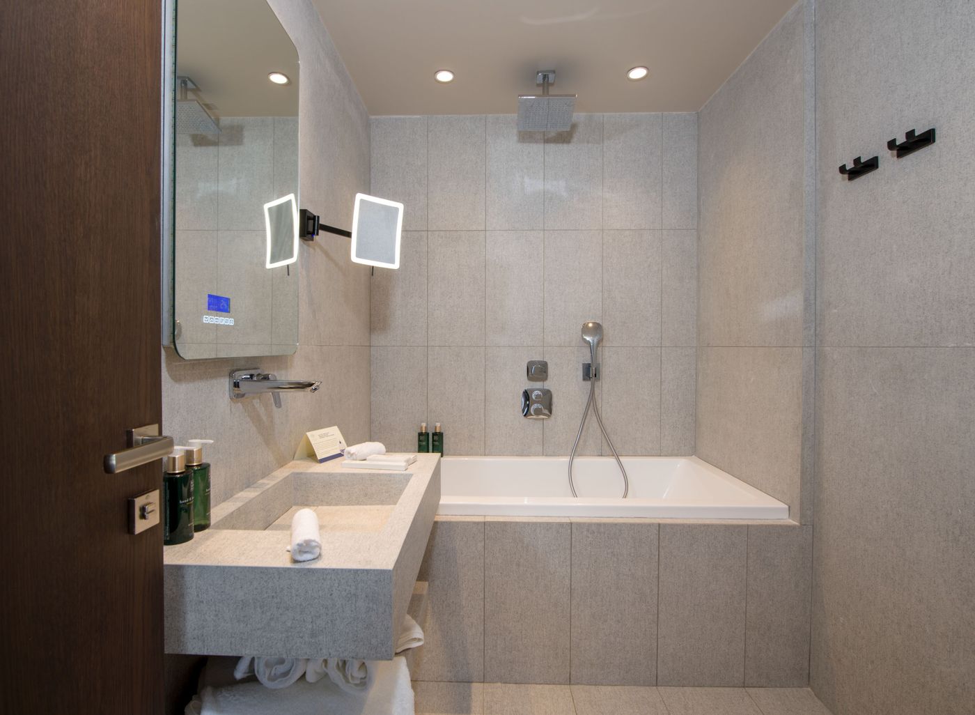 Amira Luxury Resort and Spa