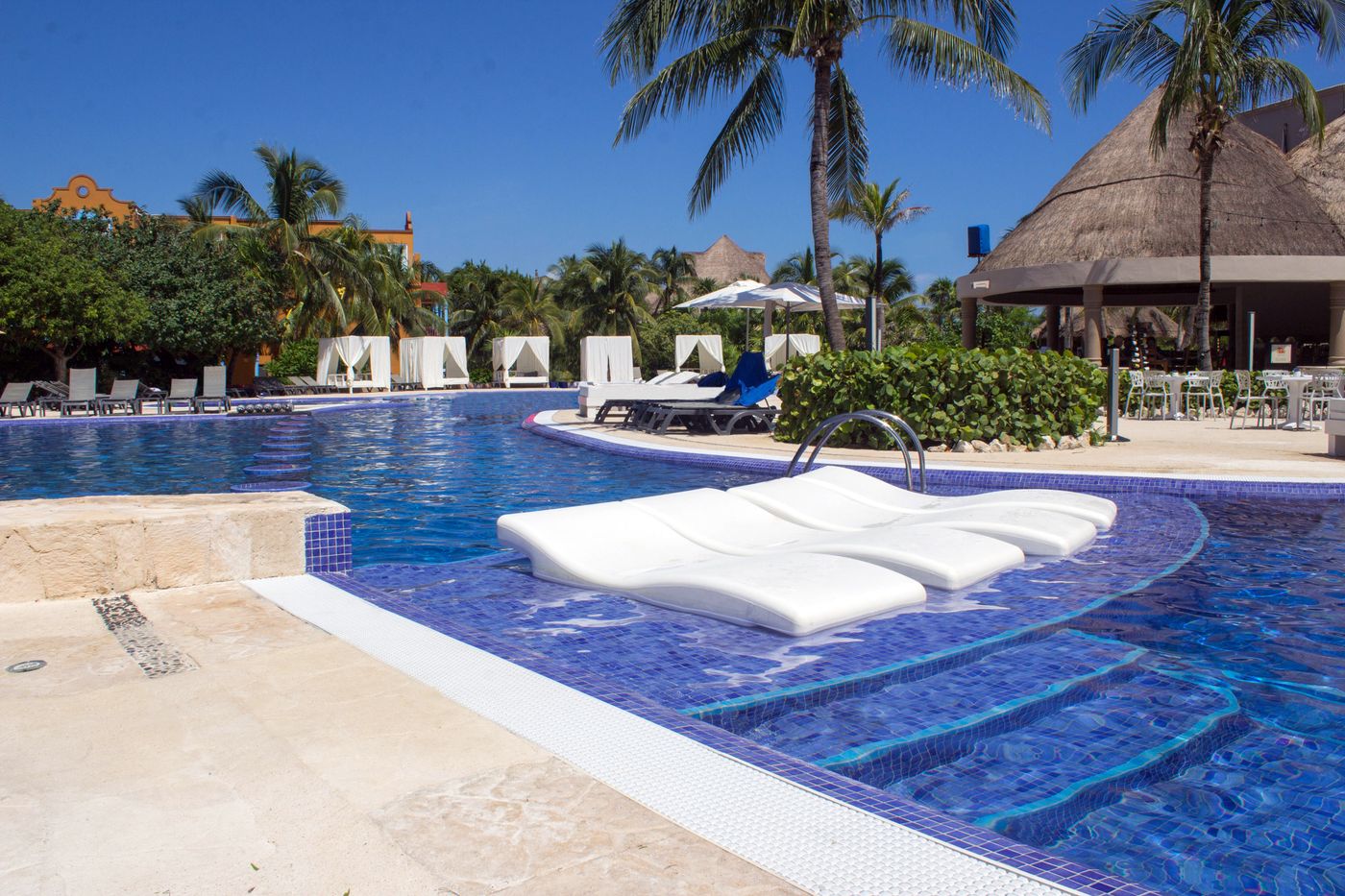 Catalonia-Playa-Maroma-All-Inclusive-Pool-6