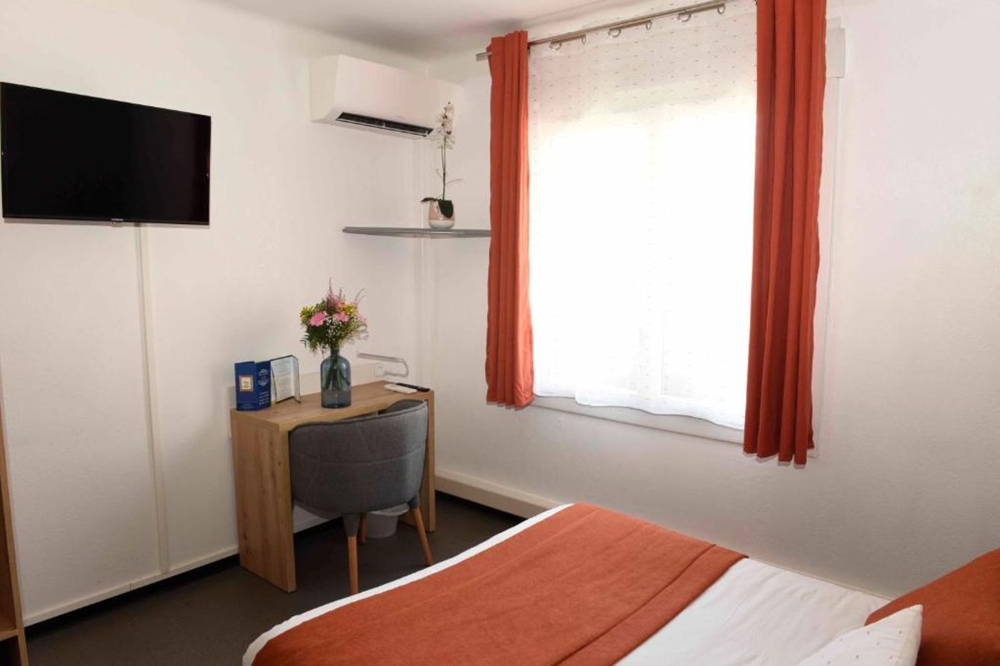 Cit'hotel Azur - France - Balaruc-les-Bains - Room - 8